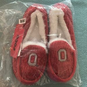 FOCO ohio state ladies slippers